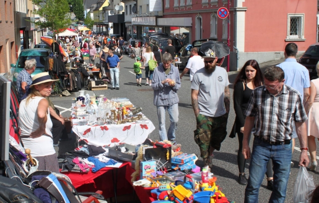 Wbg. Stadtflohmarkt Ank 2023.03 v1
